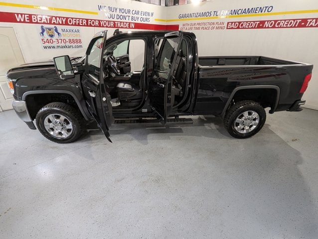 2018 GMC Sierra 2500HD 4WD 144.2 SLT 6.0L V8 SLT
