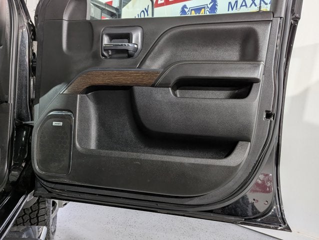 2019 GMC Sierra 3500HD 6.6L 8Cyl Turbo Diesel 4WD Denali