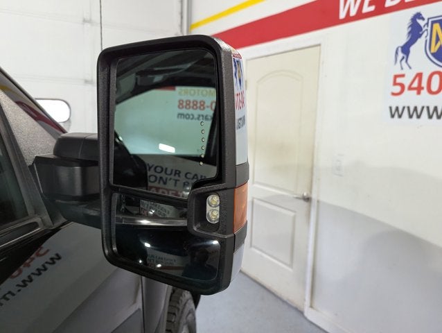 2019 GMC Sierra 3500HD 6.6L 8Cyl Turbo Diesel 4WD Denali