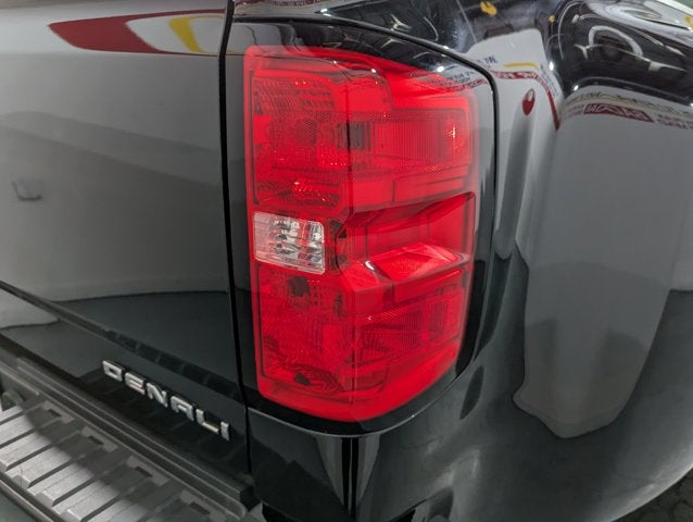 2019 GMC Sierra 3500HD 6.6L 8Cyl Turbo Diesel 4WD Denali