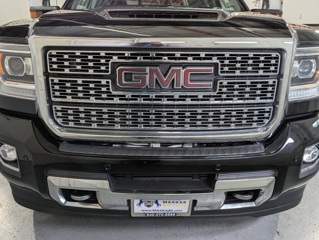 2019 GMC Sierra 3500HD 6.6L 8Cyl Turbo Diesel 4WD Denali