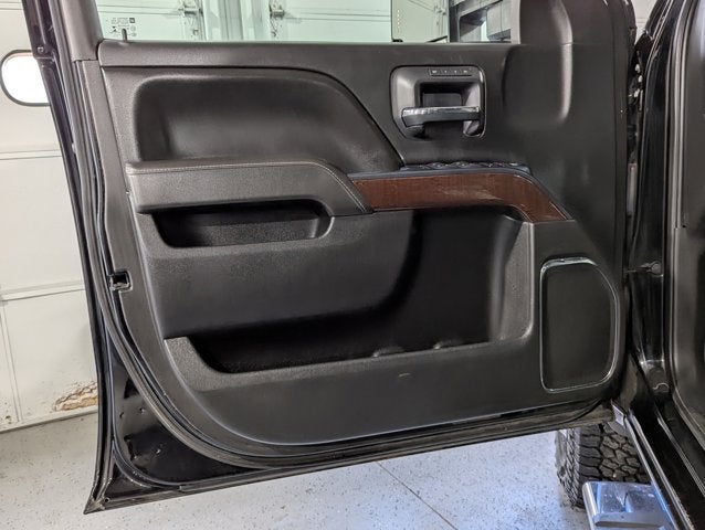 2017 GMC Sierra 3500HD 6.6L 8 Cyl Turbo Diesel SLT