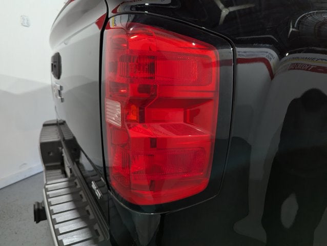 2017 GMC Sierra 3500HD 6.6L 8 Cyl Turbo Diesel SLT