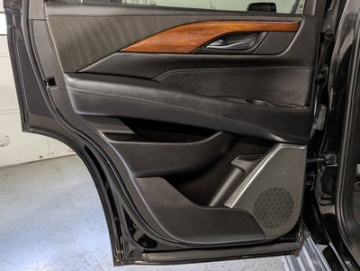 2016 Cadillac Escalade 6.2L 8 Cyl 4WD 4WD 4dr Luxury Collection