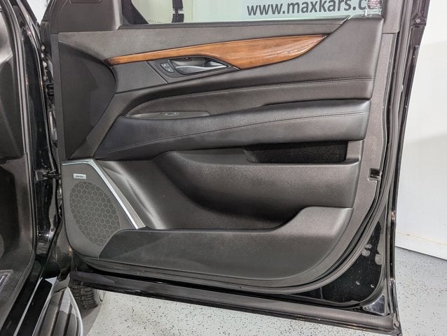 2016 Cadillac Escalade 6.2L 8 Cyl 4WD 4WD 4dr Luxury Collection