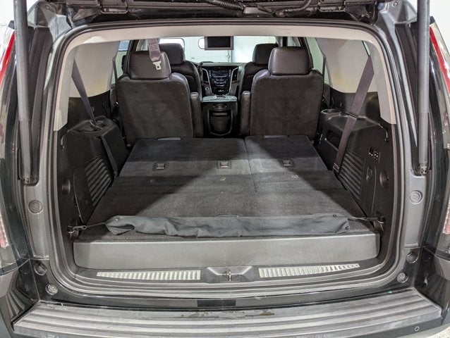 2016 Cadillac Escalade 6.2L 8 Cyl 4WD 4WD 4dr Luxury Collection