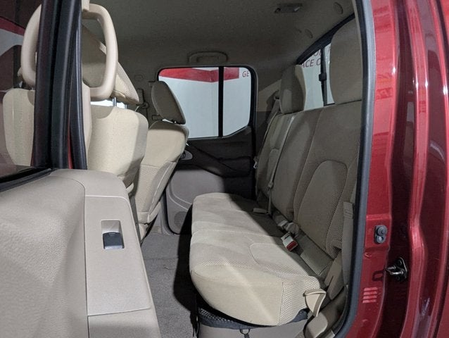 2015 Nissan Frontier 4.0L 6 Cyl 4WD Crew Cab SWB Auto SV