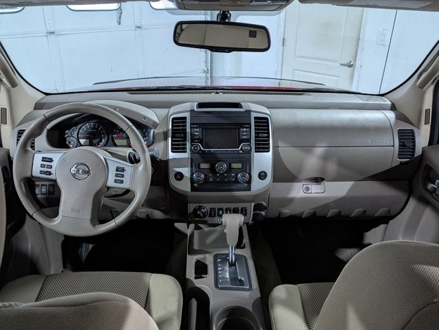 2015 Nissan Frontier 4.0L 6 Cyl 4WD Crew Cab SWB Auto SV