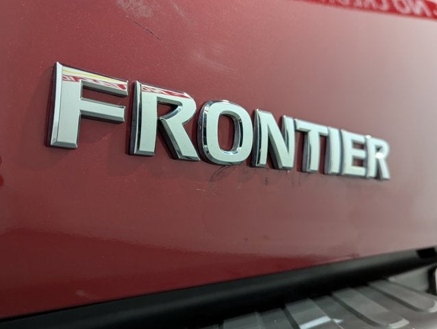 2015 Nissan Frontier 4.0L 6 Cyl 4WD Crew Cab SWB Auto SV