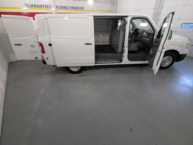 2021 Nissan NV2500 HD Cargo 4.0 6 Cyl S