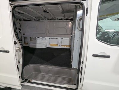 2021 Nissan NV2500 HD Cargo 4.0 6 Cyl S