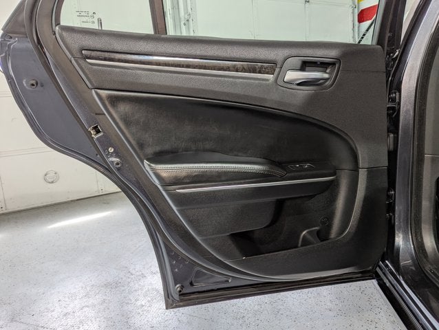 2017 Chrysler 300 3.6L 6 Cyl 300C RWD