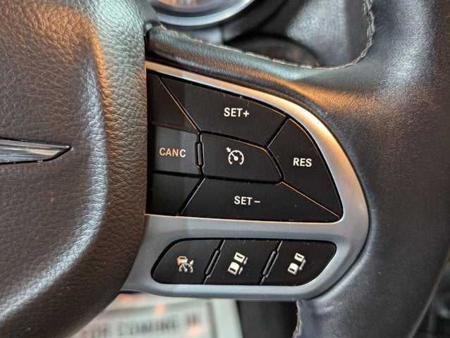 2017 Chrysler 300 3.6L 6 Cyl 300C RWD