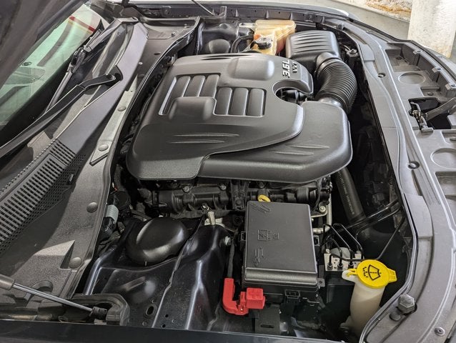 2017 Chrysler 300 3.6L 6 Cyl 300C RWD