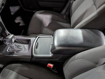 2016 Dodge Charger 3.6 L V6 SE