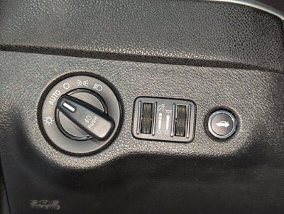 2019 Dodge Charger 5.7L 8 Cyl R/T RWD