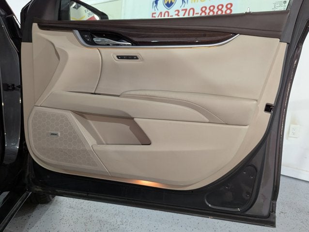 2015 Cadillac XTS 3.6L 6 Cyl AWD 4dr Sdn Luxury AWD