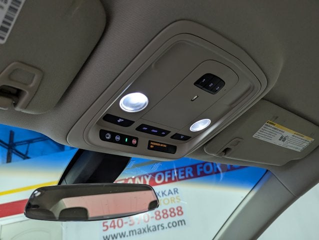 2015 Cadillac XTS 3.6L 6 Cyl AWD 4dr Sdn Luxury AWD