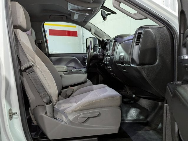 2019 GMC Sierra 2500HD 6.0L 8 Cyl 4WD Double Cab 158.1"