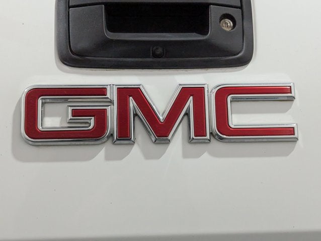 2019 GMC Sierra 2500HD 6.0L 8 Cyl 4WD Double Cab 158.1"