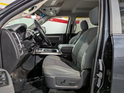 2017 RAM 3500 6.7L 6 Cyl Turbo Diesel Big Horn 4x4 Crew Cab 6'4" Box