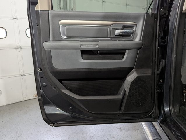 2017 RAM 3500 6.7L 6 Cyl Turbo Diesel Big Horn 4x4 Crew Cab 6'4" Box