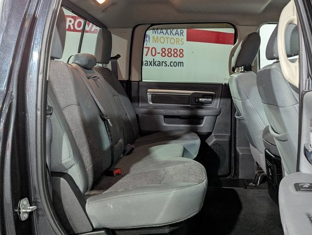 2017 RAM 3500 6.7L 6 Cyl Turbo Diesel Big Horn 4x4 Crew Cab 6'4" Box