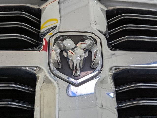 2017 RAM 3500 6.7L 6 Cyl Turbo Diesel Big Horn 4x4 Crew Cab 6'4" Box