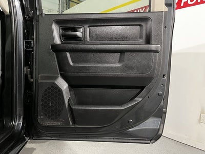 2016 RAM 3500 5.7L 8 Cyl 4WD Crew Cab 169" Tradesman