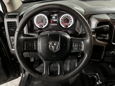 2016 RAM 3500 5.7L 8 Cyl 4WD Crew Cab 169" Tradesman