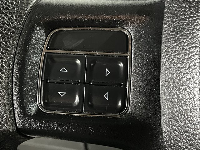 2016 RAM 3500 5.7L 8 Cyl 4WD Crew Cab 169" Tradesman