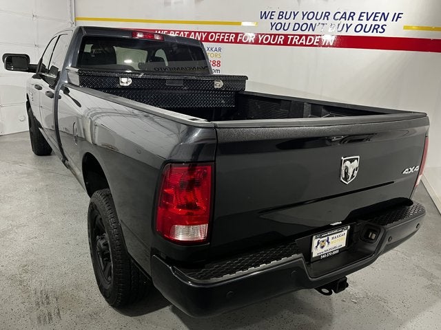 2016 RAM 3500 5.7L 8 Cyl 4WD Crew Cab 169" Tradesman