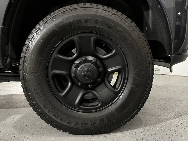 2016 RAM 3500 5.7L 8 Cyl 4WD Crew Cab 169" Tradesman