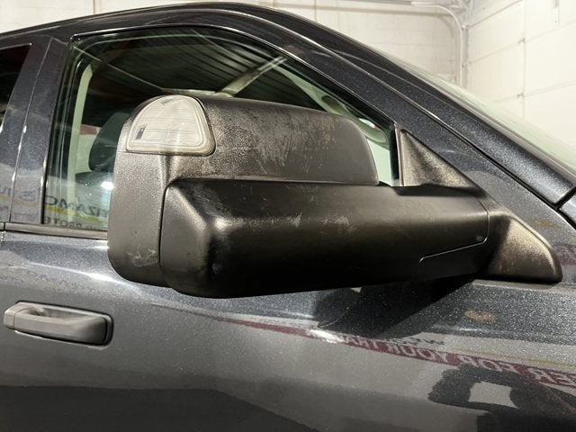 2016 RAM 3500 5.7L 8 Cyl 4WD Crew Cab 169" Tradesman