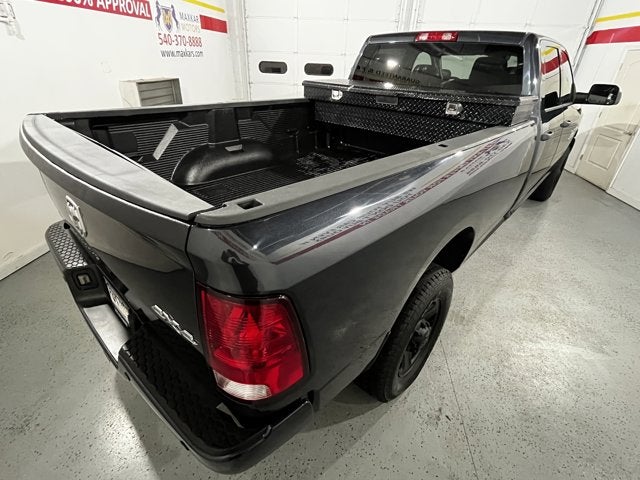 2016 RAM 3500 5.7L 8 Cyl 4WD Crew Cab 169" Tradesman