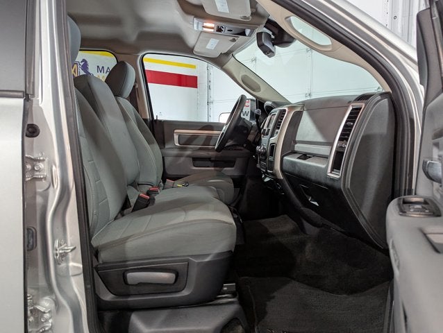 2015 RAM 3500 6.7L 6Cyl Turbo Diesel 4WD SLT