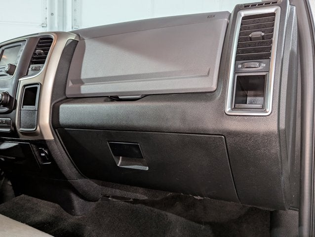 2015 RAM 3500 6.7L 6Cyl Turbo Diesel 4WD SLT