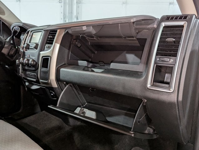 2015 RAM 3500 6.7L 6Cyl Turbo Diesel 4WD SLT