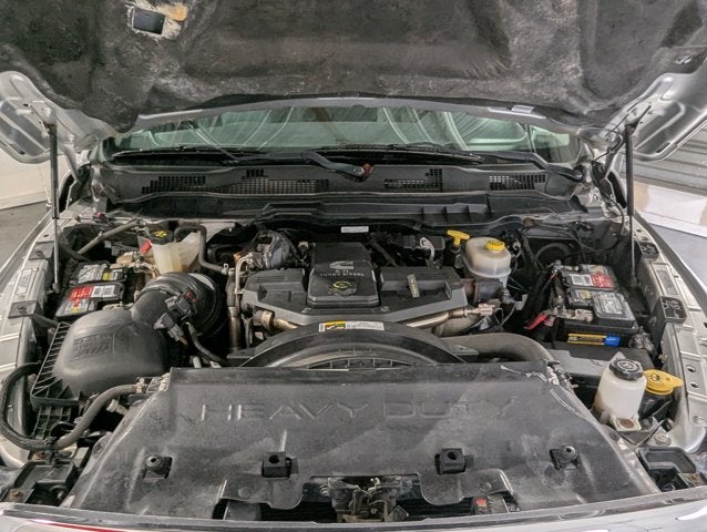 2015 RAM 3500 6.7L 6Cyl Turbo Diesel 4WD SLT