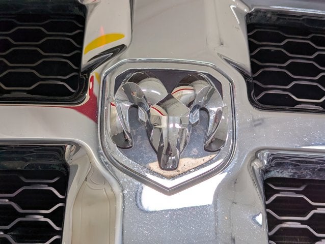 2015 RAM 3500 6.7L 6Cyl Turbo Diesel 4WD SLT