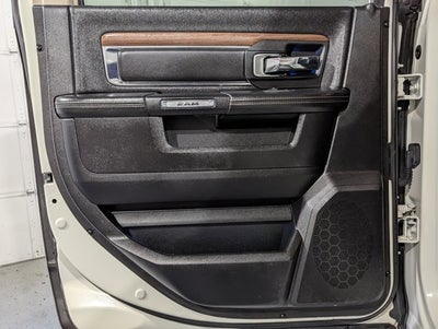 2017 RAM 3500 6.7L 6 Cyl Turbo Diesel Laramie 4x4 Crew Cab 8' Box