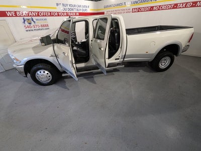 2017 RAM 3500 6.7L 6 Cyl Turbo Diesel Laramie 4x4 Crew Cab 8' Box