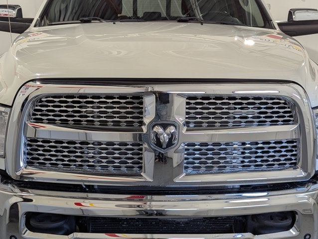 2017 RAM 3500 6.7L 6 Cyl Turbo Diesel Laramie 4x4 Crew Cab 8' Box