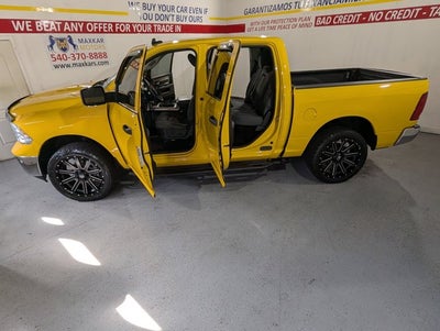 2016 RAM 1500 5.7L 4WD 4WD Crew Cab 140.5" Big Horn