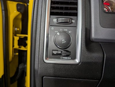 2016 RAM 1500 5.7L 4WD 4WD Crew Cab 140.5" Big Horn