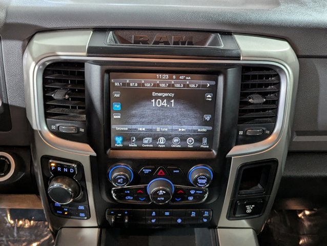 2016 RAM 1500 5.7L 4WD 4WD Crew Cab 140.5" Big Horn