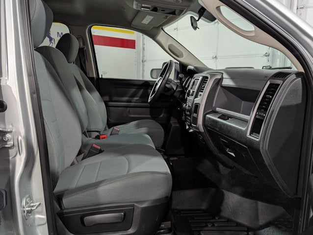 2018 RAM 2500 6.4L 8 Cyl Tradesman 4x4 Crew Cab 6'4" Box