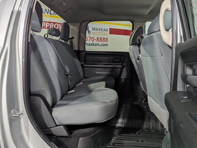 2018 RAM 2500 6.4L 8 Cyl Tradesman 4x4 Crew Cab 6'4" Box