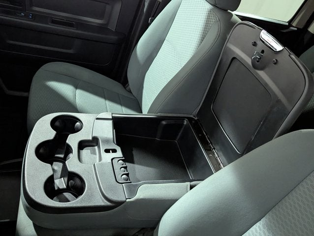 2018 RAM 2500 6.4L 8 Cyl Tradesman 4x4 Crew Cab 6'4" Box