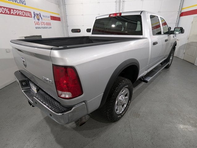 2018 RAM 2500 6.4L 8 Cyl Tradesman 4x4 Crew Cab 6'4" Box